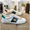 Women Dress Shoes Casual Top Quality Snake Tiger äkta läder Fashion Flats Bottoms Lover Sneakers With Box