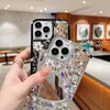 Rhineston Luxury Phone Cases Sweetheart Mirror Flower Pulseira Iphone Capa Traseira Para IPhone 15 Pro Max Ultra 14 13 12 Design Premium Tide Defender Capas Protetoras