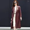 Cuir de femme 2023 Femmes Automne Hiver En Peau De Mouton Véritable Veste Ceinturée Slim Fit Bureau Dames Long Trench Coat Travail Coupe-Vent J