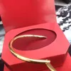 Designer armband smycken armband guldpläterad armband geometri loop rostfritt stål manschett armband designer för kvinnor nagelarmband unisex armband kärlek present set 1
