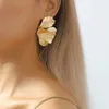 Brincos de argolas de tendência de tendência de metal geométrica Petal Flower Stud para mulheres Declaração de moda Trendy Gold Color Piercing Y2K Acessórios