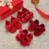 Chaussures pour bébés de 0 à 1 an, chaussures de premiers pas, mignonnes et douces, Style princesse, semelle en tissu antidérapante, rouge, marche de vacances, Ins Super, 2023