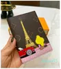 Mens Women Designer Passport Holder Lady Wallet Flower Letter Print Silk Screen Card Holders Leather Purse Fashion för pass