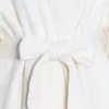 Maglieria da donna Autunno e inverno Cappotto maglione lavorato a maglia di cashmere spesso Tinta unita Lotta Polsini di lana Cintura lunga Temperamento elegante