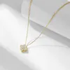 Colar esigner Colar de diamante de prata esterlina S925 para mulheres, design leve e luxuoso, diamante brilhante de alta qualidade, presente versátil de grama de quatro folhas