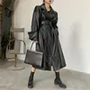 Kvinnors läder 2023 Autumn Solid Color Long Overdized Faux Trench Coat for Women Casual Sleeve Korean Fashion Double Breasted