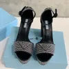 Crystal embelezado tornozelo de tornozelo sandálias de saltos grossos de salto alto sapatos de designer de sandálias de salto alto para mulheres calçadas fábrica