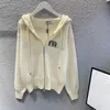 Designer Fashion Pullover Hooded Letter Rhinestone Cardigan Tvåfärgad mönstrad hoodie vävd blommig fast färg ulltröja för kvinnor