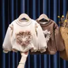 Hoodies Sweatshirts Kızların Peluş Sweater 2023 Kış Bebeğinin Batılılaşmış Bebek Yuvarlak Boyun Moda Prenses Top Kids Ceket 231021