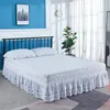 Юбка-кровать Абсолютно великолепная, хорошо сделанная вышивка, белая юбка с рюшами, устойчивая к выцветанию ткань - высота 15 дюймов 231021
