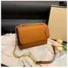 Luxurys kadın tasarımcılar küçük crossbody moda haberci cüzdan deri omuz çantası hangbag