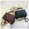 Cross Body Harte Büchertasche Nähtasche einzelne kreuzförmige Tasche quadratische Schnalle tragbare Umhängetaschecatlin_fashion_bags