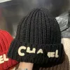 Emmer Winter Beanie Hoed Designer Hoeden Merk CH Warm Curlywigs Cap Motorkap Heren Caps Mannen Vrouwen CC Letter Vrouw Dames Zonnescherm Jongen Meisje Wollen Hoofddeksels 7EY5