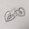 Orecchini a bottone Clip per orecchie a forma di cuore d'amore di lusso per donne Temperamento A forma di cuore BlingBling Gioielli per feste da donna Regalo di Natale di compleanno