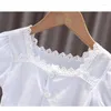 Kläderuppsättningar 2023 Summerkläder Set för Baby Girl Toddlers spetsskjorta Jeans Shorts 2st Söt outfit födelsedagsdräkt barn casual