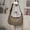 2023 New Women Designers Bags Half Moon Handbag Shoulder Luxury Purses Vintage Chain Underarm Baguette Bag Printed Horn Shape Crossbody Crescent Bag