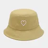 Bérets quatre saisons coton amour coeur broderie seau chapeau mode Joker voyage en plein air casquette de soleil pour hommes et femmes 79