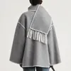 Kurtki damskie Tassel szalik wełniana kurtka wełniana płaszcza dla kobiety jesienne haft haftowy kieszonkowy płaszcz luźne kieszonkowe topy biura mody 231021