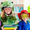 Masques de fête 9pcs dinosaure papier masque ensemble fête d'anniversaire décoration cosplay dino thème costumes jouet pour enfants bébé douche décor 231023