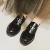 Chaussures habillées de luxe décontractées monolithe triangle logo mocassins femmes cuir noir augmenter plate-forme chaussures baskets brevet mat D1023