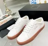 Luxury designer Women casual shoes Court Classic leather sneaker low top trainers rubber sole outdoor walking flat sports runner street style