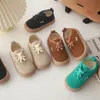 Scarpe basse Autunno Primavera Bambini Borad Scarpe Ragazze Simpatico orso Decorazione Sneakers Ragazzi Panno Bambino Cartone animato Morbido 231021