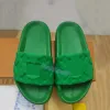 Met Box Slippers Waterkant Reliëf Muilezel Rubber Glijbaan Strand Sandalen Heren Dames Wit Oranje Zwart Groen Olijf Zomer Schoenen Sneakers