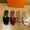 Designer Femme Sandales Pantoufles Hommes Pantoufles Gear Bottoms Tongs Femmes Luxe Sandale Mode Casual Flip Flop 35-42