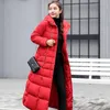 Damskie w dół parkas zima zagęszczona moda moda Faux Fur Fllar naciśnij Button podwójny placket wiatroodporna ciepła bawełniana kurtka 231023