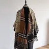 Luxe Kasjmier Dames Sjaal Lente Winter Plaid Cappa Opera Cape Wraps Vrouwelijke Tippet Bandana Sjaals Hoofddoek Foulard Mujer