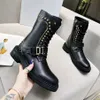 Designer Boots Luxury Boot äkta läderstövlar Ankelstövlar Kvinna Kort start Sneakers Trainers Sandaler Sandaler av Brand W416 002