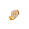 Кольца кластера, элегантные винтажные кольца из натурального нефрита с белым цветком для женщин, классические старинные золотые кольца для банкетов и вечеринок, ювелирные изделия