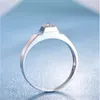 Temperament Men's Ring 18K White Gold Imitation Mosang Stone Ring S925 Silver Classic Men's God Atmosphere Imitation Diamond Ring