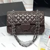 Borsa a tracolla di design Borsa a catena piccola con doppia patta da donna 25/14 / 7CM Designer di lusso Vera pelle di agnello caviale Borsa classica tutta nera Borsa trapuntata Portafoglio