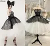 Ballkleid-Abendkleider aus schwarzer Spitze, sexy, trägerlos, für formelle Anlässe, Partykleider für Frauen, Puff-Tüllrock, Tee-Länge, Abschlussballkleid für den zweiten Empfang, CL2801