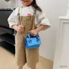 ハンドバッグファッションレザー子供用ショルダーバッグキャンディーリトルガールズチェーンクロスボディバッグカジュアルキッズ学生パーティーハンドバッグ