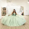 Sage Green Sweetheart Quinceanera klänningar Sweet 16 Prom Evening Gowns Off Shoulder Applique Lace Tull Vestidos de 15 Anos Ball Gown