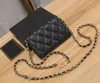 Modedesigner läderkedjor Crossbody Chain Purse med presentförpackning 11.3*7,5*2,1 cm