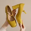 Sapatos de vestido vermelho verde amarelo saltos grossos Mary Jane sapatos mulheres fivela cinta dedo do pé quadrado bombas mulher med heele pu sapatos de couro feminino 231023