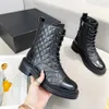 Designer Boots Luxury Boot äkta läderstövlar Ankelstövlar Kvinna Kort start Sneakers Trainers Sandaler Sandaler av Brand W416 002