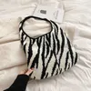 Borse a tracolla Fasion Zebra Borsa e borsa da donna Fasion Borsa a tracolla in ginocchio Stile giapponese Borsa semplice di grande capacitàborse alla modanegozio