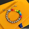 Gioielli firmati 23 regali Corda di prima scelta Bracciale con perline multicolori Nuovo rappresentante fortunato dell'erba a quattro foglie per fidanzamento di San Valentino per uomini e donne