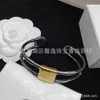 Brazalete de diseñador, nueva pulsera con patrón Retro, pulsera con figura de cabeza minimalista, pieza de mano con cabeza clásica de color, latón M24Q