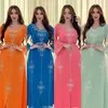 Etnik Giyim Turuncu Mavi Pembe Yeşil Polyester Müslüman Abaya Kadınlar İçin Yaz Zarif Uzun Kollu V-Neck