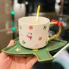 Potes de café Presente de Natal Xícara de Cerâmica Água Ouro High-End Pequeno Luxo Requintado e Pires com Colher