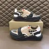 Chaussures sportives Running Top Quality Luxury Marque Men's Men's Casual Eleving Sneakers Couple Vintage Striped