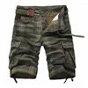 Pantaloncini da uomo Abito estivo Pantaloni da cinque minuti Tendenza multitasche Casual Camouflage allentato Pantaloni scozzesi di grandi dimensioni