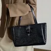 Sacos da noite MBTI Crocodilo Impressão Preto Mulheres Bolsa de Ombro Grande Capacidade Pu Couro Avançado Tote Estético Original Feminino Bolsa