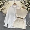 Arbeitskleider Damen Anzug Weißes Hemd Langarm Oversize Korean Chic Tops Elegantes 2-teiliges Set Ärmellos Solide V-Ausschnitt Strickpullover Gürtel