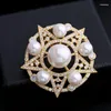 Brosches Vintage Style Round Five Pointed Star Brooch Pin Micro Pave CZ Mother of Pearl Jewelry 2150057